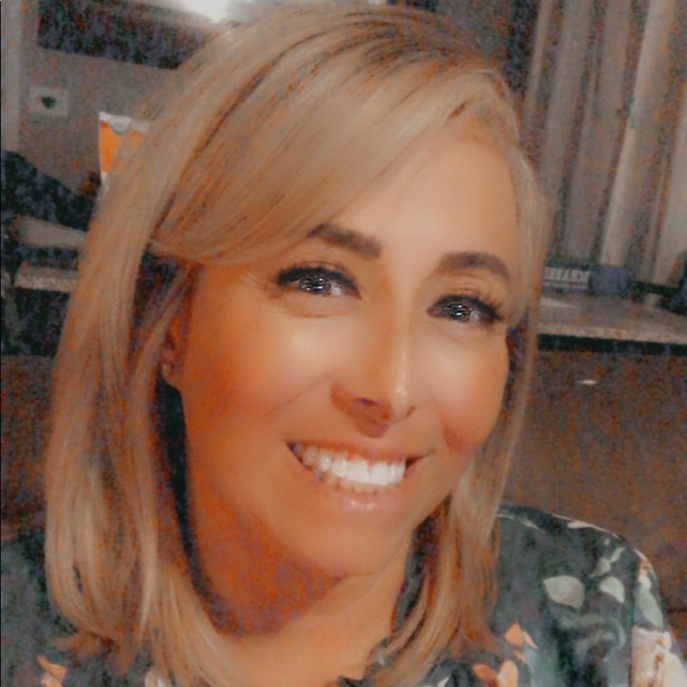 Meet your Posher, Cece